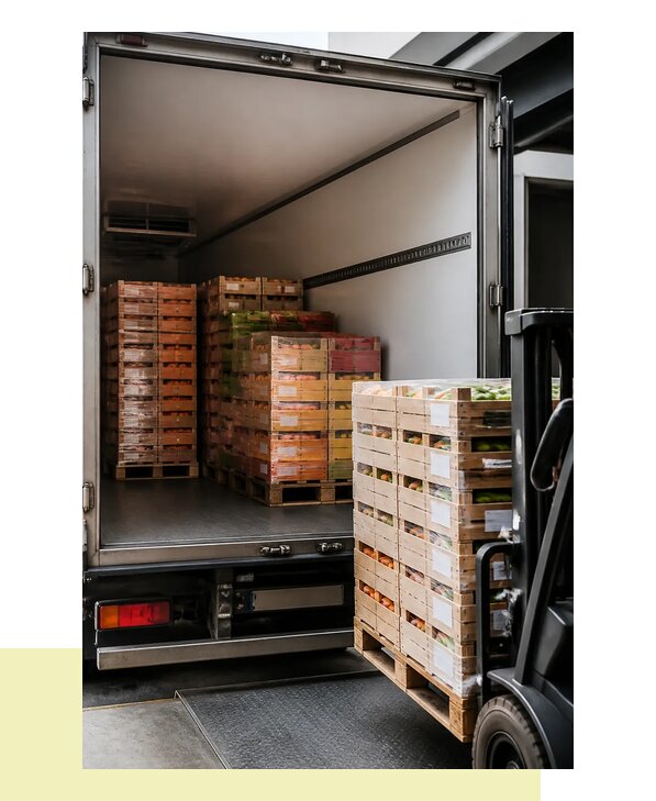 Перевозка сельхозпродукции на паллетах с доставкой в Добрянку